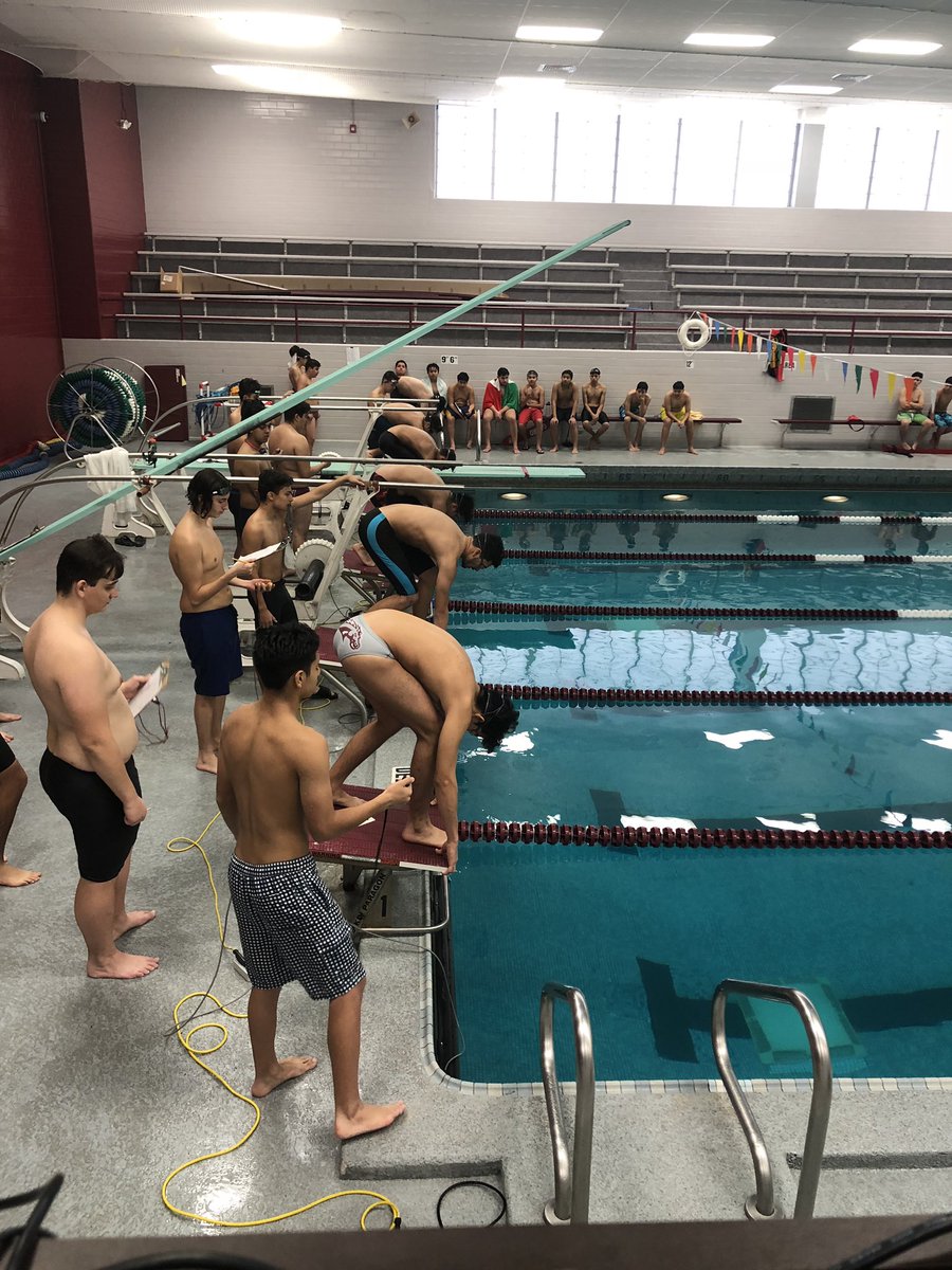 CoachBartosz's tweet photo. Time trials for boys swimming on this beautiful Thanksgiving Eve! This year we are thankful to be able to show off our #MortonPride in our gorgeous pool with our new lane lines! What are you thankful for? @Mortonathletics @Morton201 #MortonSwimming https://t.co/9MIFk9ObHe