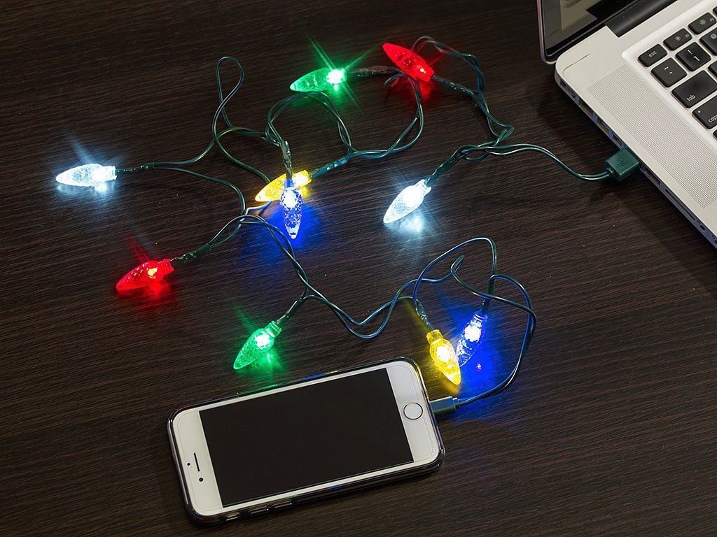 LussoGoods's tweet photo. PRE-BLACK FRIDAY SALE 🎄

Get in the Holiday Spirit today! ☃️

Christmas Light Phone Charger 😱🎁

50% OFF TODAY ONLY!!! 🎅🏼

Shop ➵  https://t.co/p9gdupgDPn 🎄☃️🎅🏼 https://t.co/OcHakVStNt