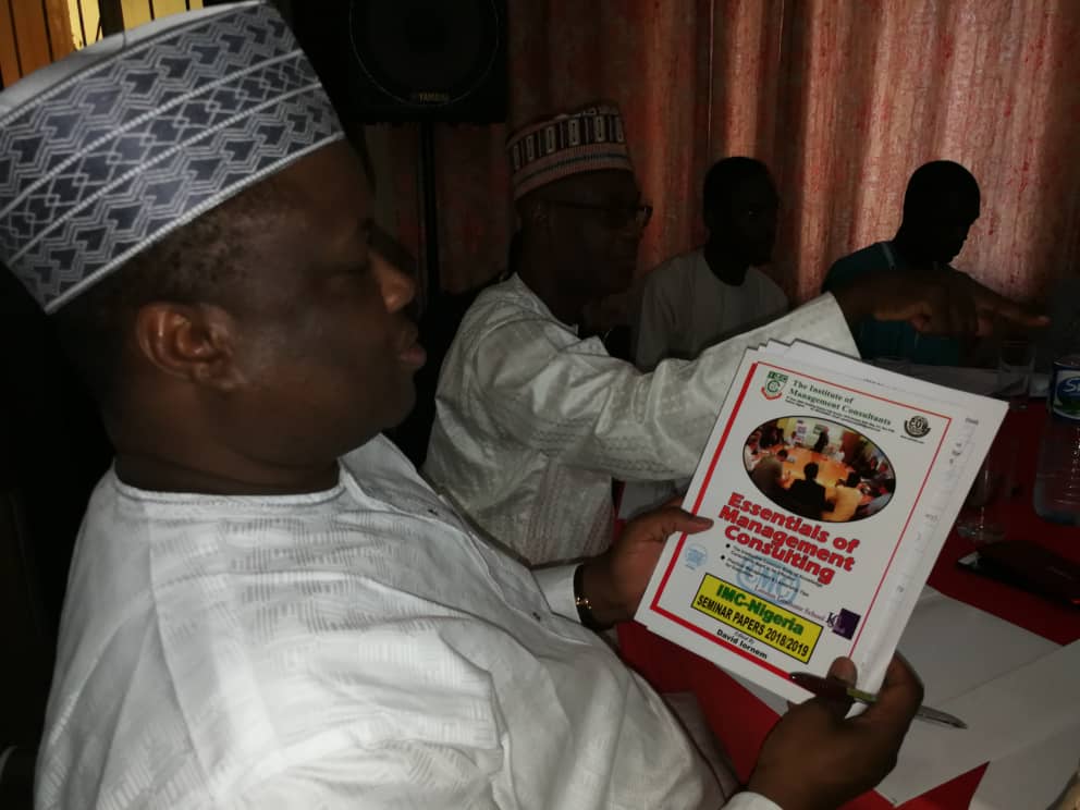 realMahmoodhali's tweet photo. Dr. Mahmood Halilu Ahmed @realMahmoodhali at the CMC Certification Workshop & Membership /Fellowship Induction as he gets invested with the Fellow of Institute of Management Consultants (IMC)
#ModiDeclare https://t.co/TExw3eLvju