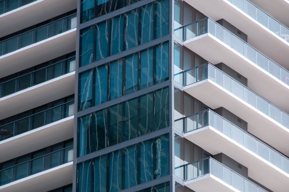 TecnoglassInc's tweet photo. We proudly present you one of our latest projects: @EchoBrickell, an artistic masterpiece developed by @JDSDevelopment & #PropertyMarketsGroup. Thank you #CFEArchitects, #CarlosOTT and #Moriarty for trusting our sophisticated high quality glass and systems. #ThePowerOfQuality https://t.co/qCSRiT3a3N