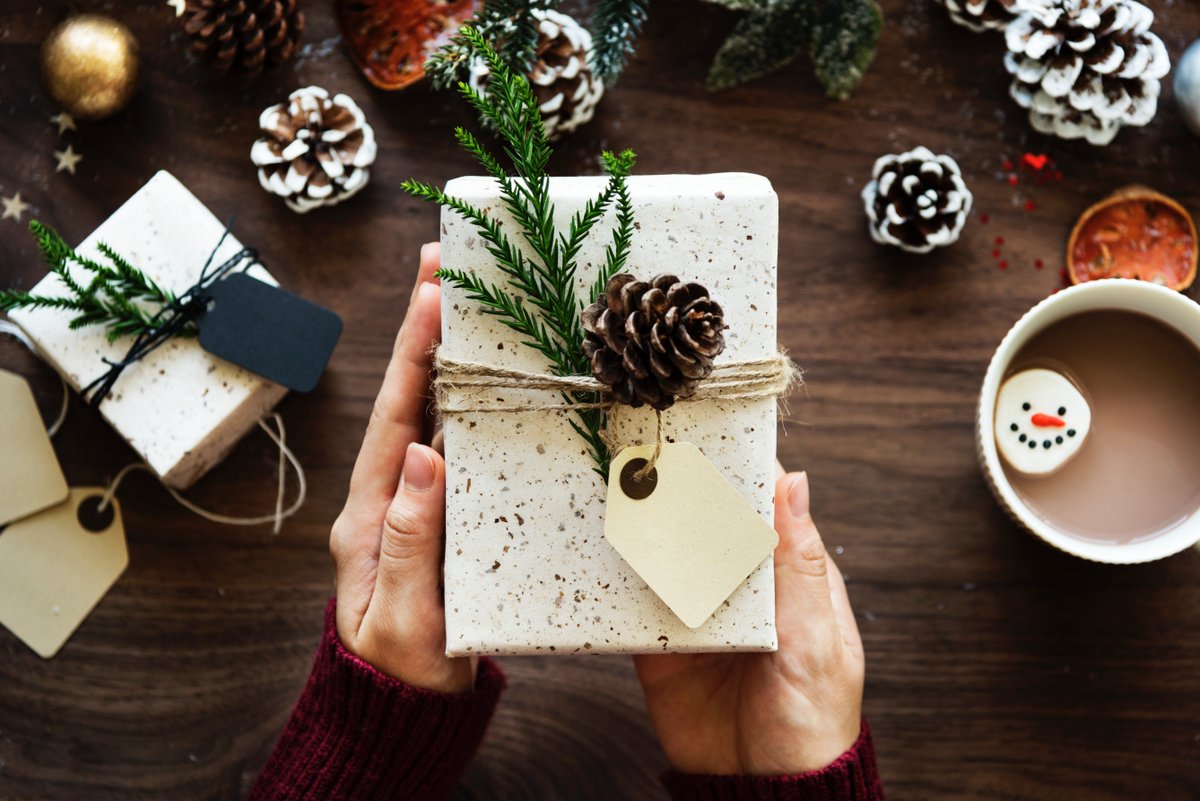 TheForumMarket's tweet photo. Calling all craftspeople! We have a number of spaces remaining for our Christmas Craft Market on Saturday 1st December. For details get in touch with us now on 028 7126 4455. https://t.co/knn112fMBy