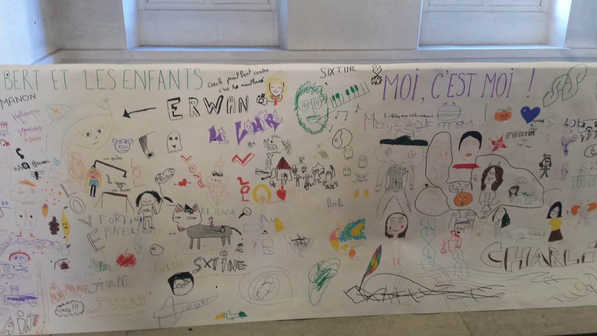 AmelieDhalluin's tweet photo. Après-midi #droitsdelenfant à la mairie de #Rennes
Ça fait plaisir de voir autant d'enfants dans la mairie porteurs de nombreux projets 
Bravo à tous !
#education #enfants https://t.co/uNDlcgDu7t