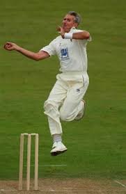Happy birthday to Lashings\ Andrew Caddick who reaches the big \"Hawaii\" today 