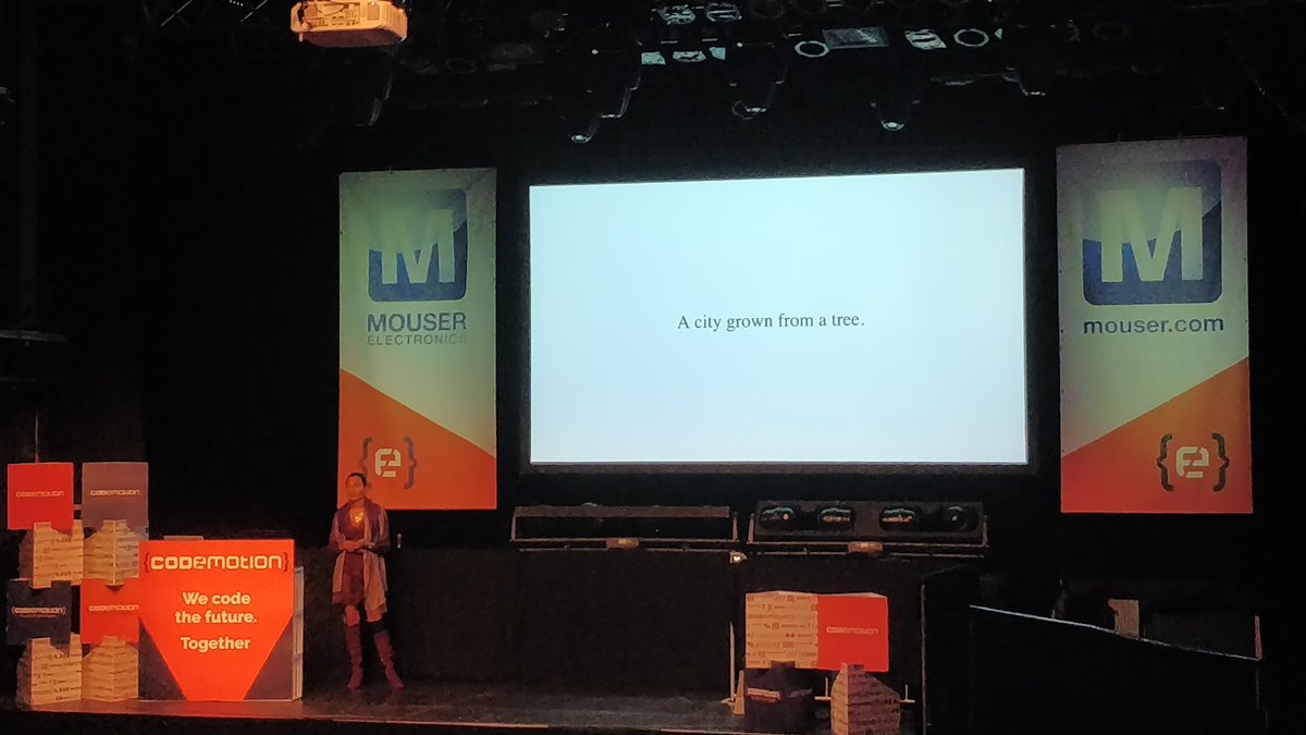 JavaFreekNL's tweet image. Final keynote by @rakshesha at @CodemoBerlin is something very special.