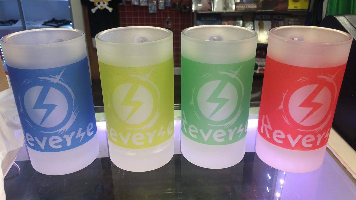 reversecomix's tweet photo. Llegan #Novedades en el #Merchan personalizado,ahora nos lo curramos con cosas como estas espectaculares jarras de cerveza!!! Recuerda que puedes realizar tus consultas por privado en Redes o acudir a nuestro correo info@reversecomix.com
#tazas #ReverseComix #CosasChulas https://t.co/ON2TRudXCZ