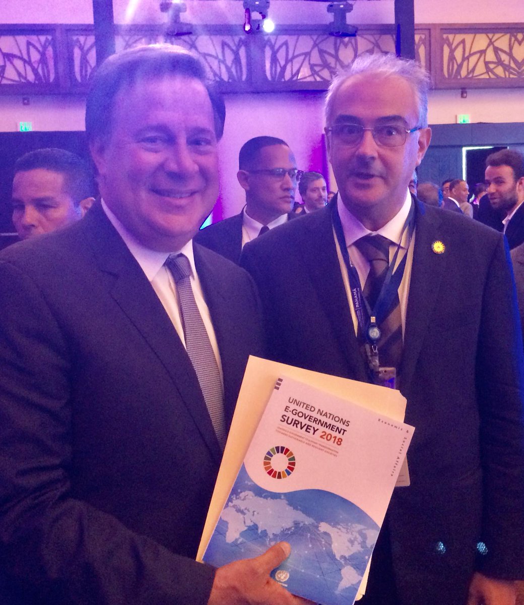 UNDigitalGov's tweet photo. Panama President Juan Carlos Varela receives a copy of the 2018 United Nations E-Government Survey from UNDESA Digital Government Branch Chief, Vincenzo Aquaro. #UNEGovSurvey #2018UNEGovSurvey #Panama https://t.co/twy2qBnjtM