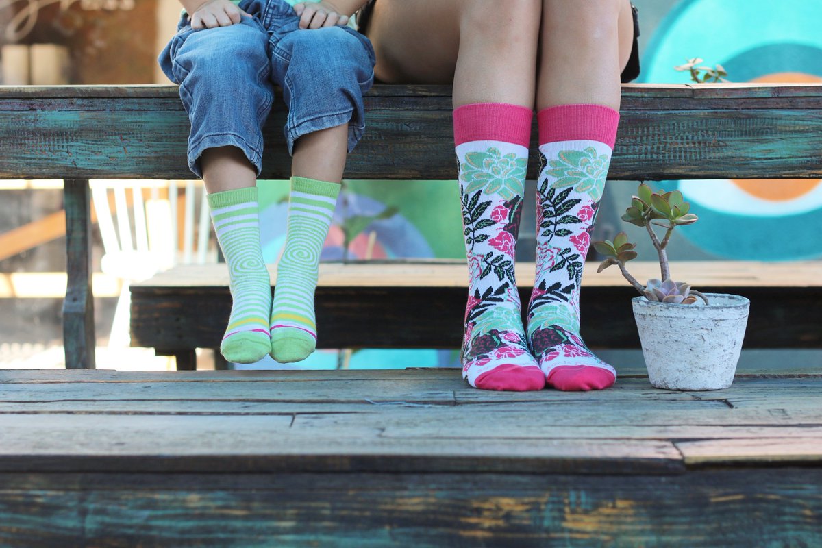 TheSockPanda's tweet photo. We have socks for the whole family! @pandapalssocks has awesome socks for all your little ones!
•
•
•
•
#pandapals #sockpanda #sockssubscription #socksthatrock #giveback #picoftheday #ootd #kids #cute #cozy #sotd https://t.co/x7Dfq3z1C8