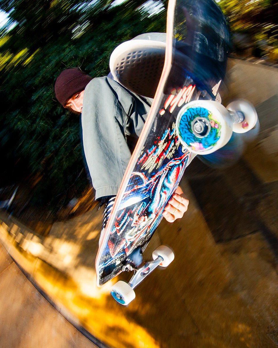 nhsskatedirect's tweet photo. Erick Winkowski 🌀 Warp-riding & twisting up a Melon 540º on the "Trash Panda" @santacruzskate deck.
🐼 Check out Winky's PROducts in the #NHSFunFactory: https://t.co/GmAVta16hD https://t.co/dwChO1PBr4