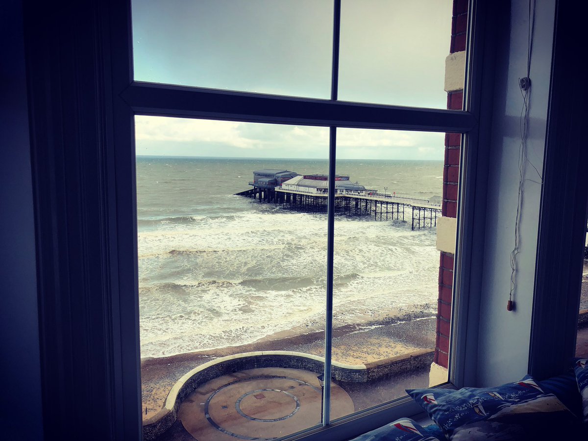 no1cromer's tweet photo. The best view in Cromer from our window tables! @ChefGalton @spenny10 @Spencerscars #no1cromer #nature #sky #beach #sea #northnorfolkcoast #stormyseas #cromerpier #windowtable #view #fishandchips #foodwithaview https://t.co/DHT302vAOw