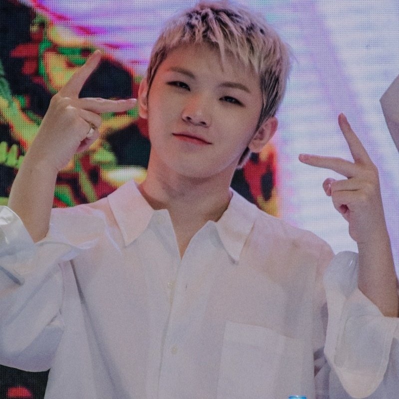6AgustD9's tweet photo. #1122KIHYUNDAY #Happy_WOOZI_Day #Happy29thDongwooDay

С Днём Рождения 🎉
Будьте счастливы детки 💖
Никогда не грустите и чаще улыбайтесь 🎂
Я люблю вас ❤️ https://t.co/oGZdrsPoi0