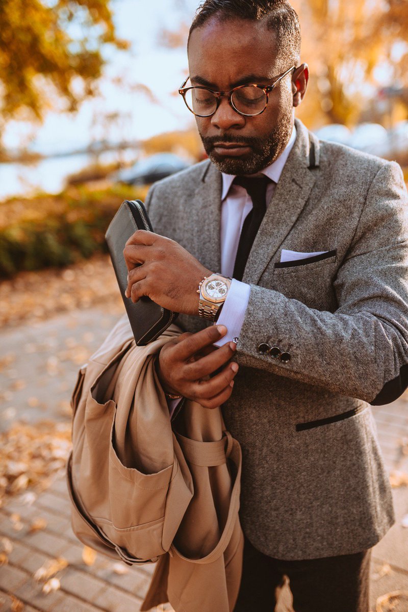 What does it take to be a gentleman?

Whitehouse Cox was recently lucky enough to interview gentleman blogger, Ato C. Yankah Jr.

Via the link below, discover Ato’s thoughts on trends, chivalry, and style icons.

#gentlemansesssentials 

whitehouse-cox.co.uk/blog/interview…