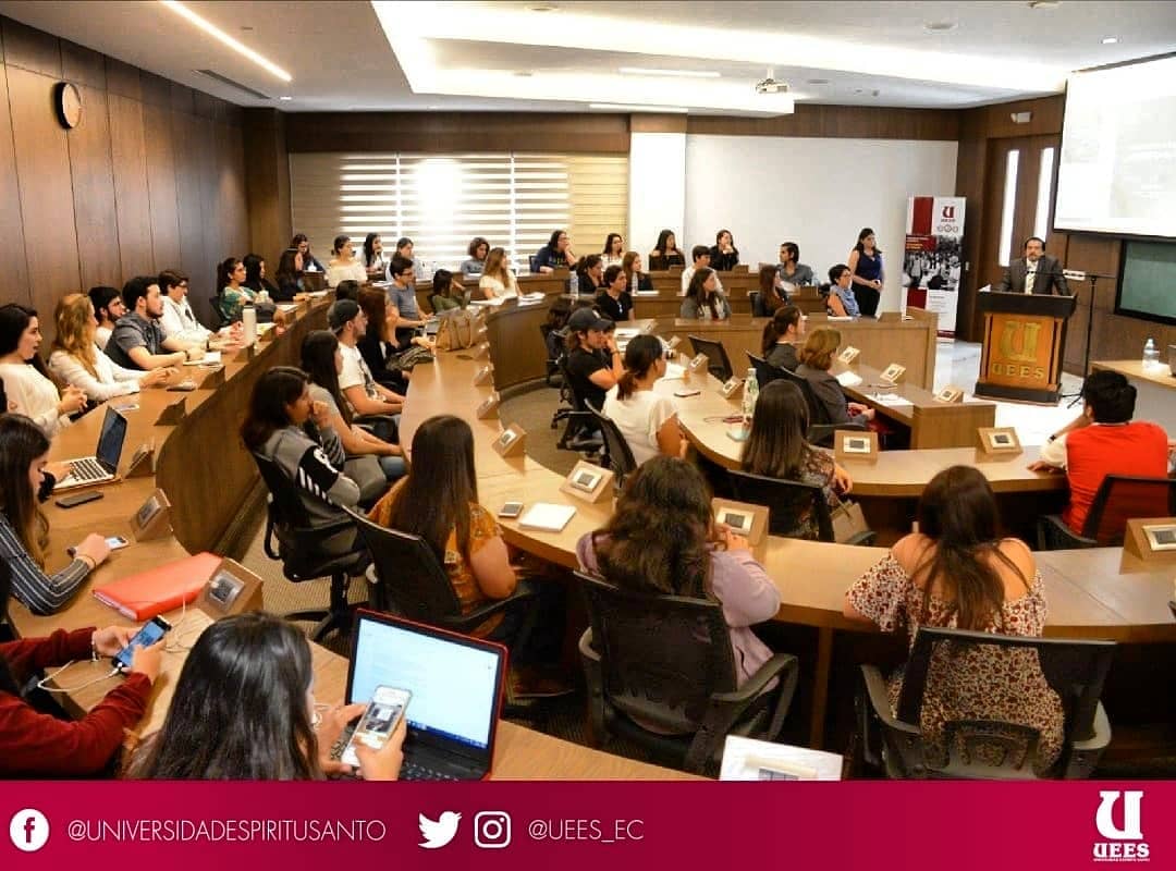 uees_ec's tweet photo. #EventoUEES | La Facultad de @uees_turismo lideró la Conferencia ➡️ Nuevas Tendencias en el eje de la sostenibilidad #LiveLikealocal junto al destacado expositor español, Dr. Claudio Milano. ¡Muchas gracias a todos por su participación constante! 👏 #SomosTurismoUEES https://t.co/Mku21OJCHV