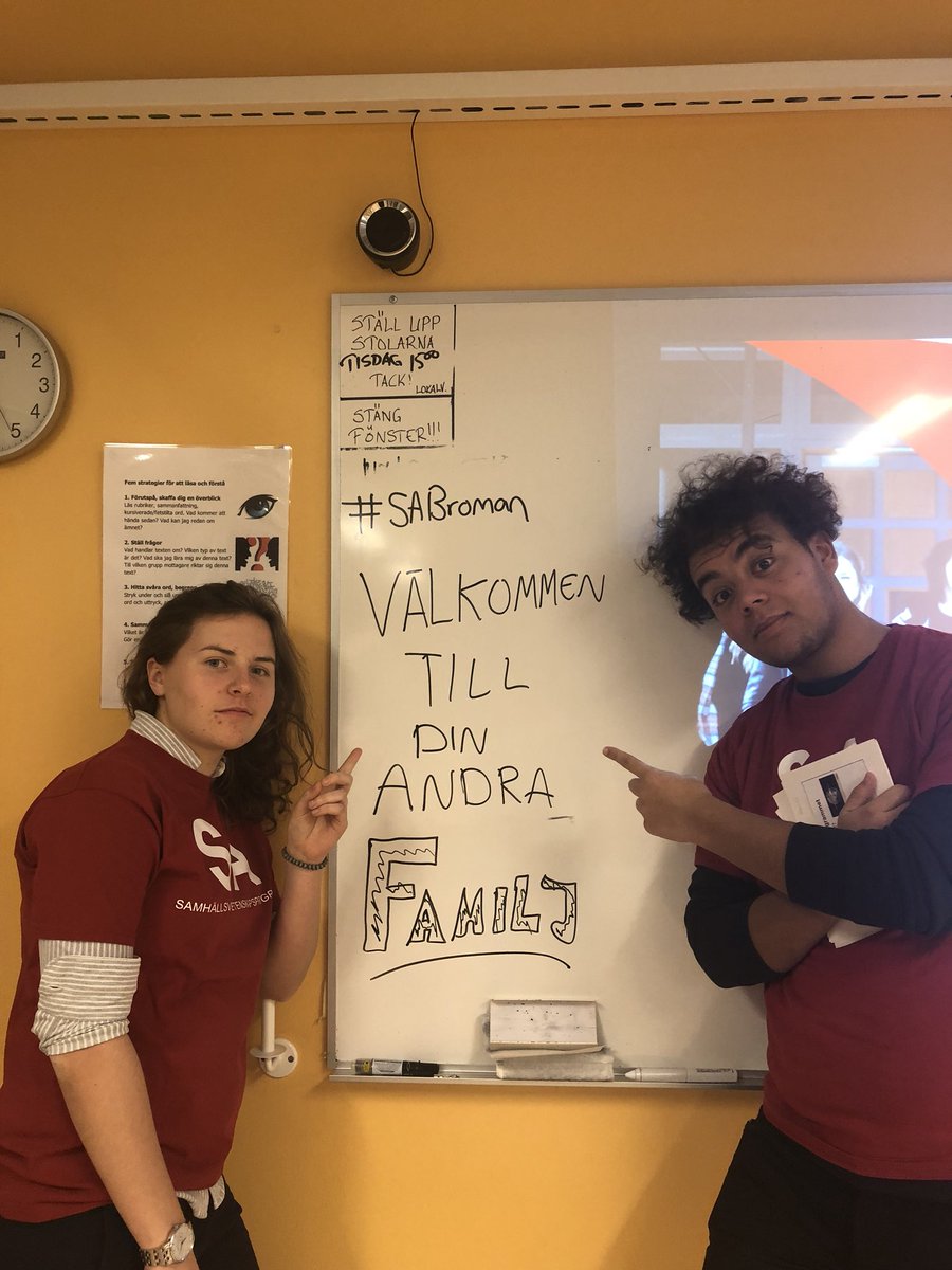samhallsprogram's tweet photo. Kom ihåg att twittra #SABroman och ställ era frågor om samhällsprogrammet under kvällen! https://t.co/Qhr9kZ9Eeb