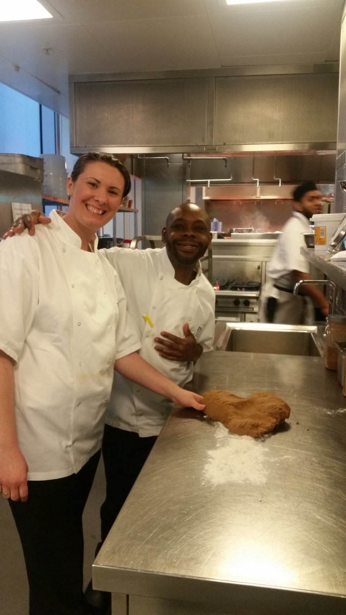 Reka Hangyal tweet media