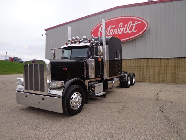 Peterbilt Motors Co On Twitter Equipped With Platinum