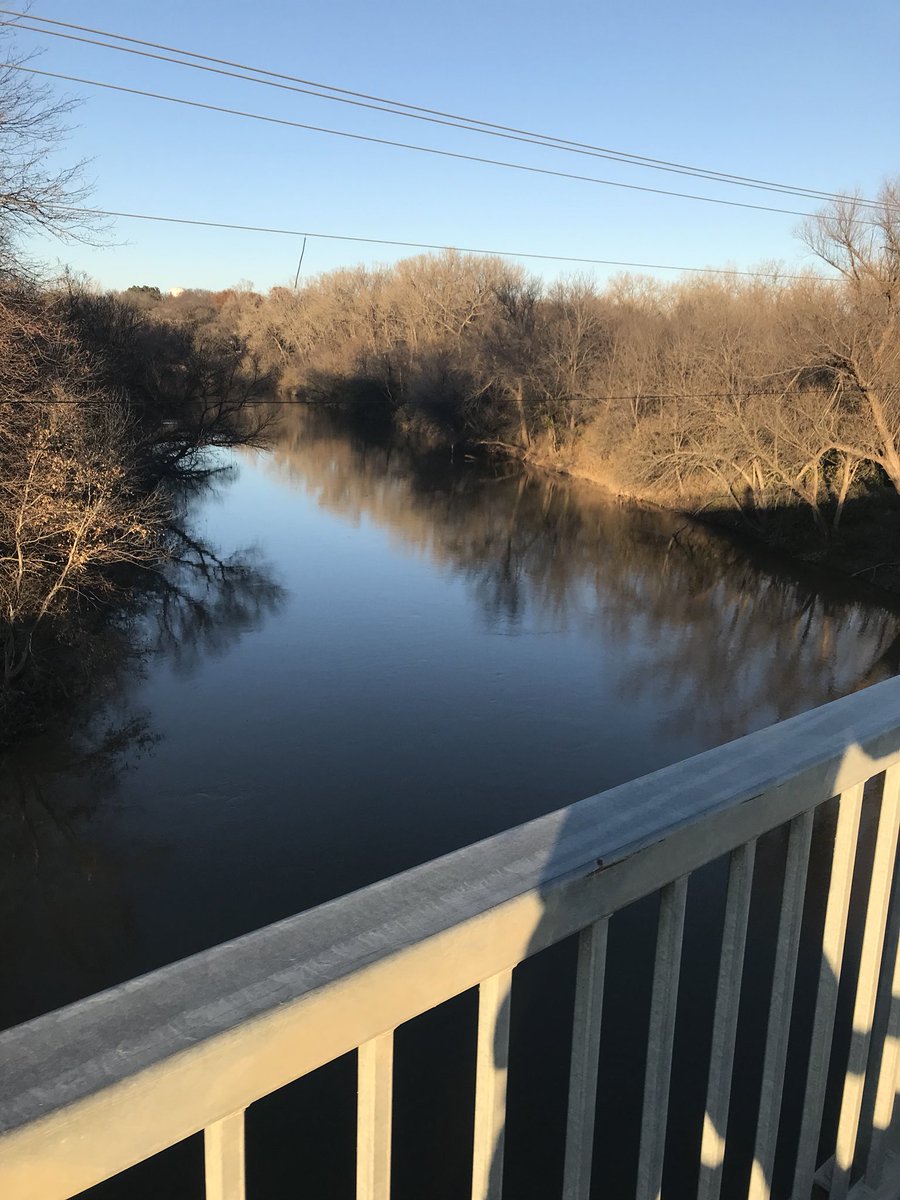 roderickbaker07's tweet photo. Pre Thanksgiving 5k run. #salinaks #runchat #running #trailrunning #runnerover40 #flinthills50 #runner #crohnsdisease #addiction #revovery https://t.co/kdpmsFPrVl