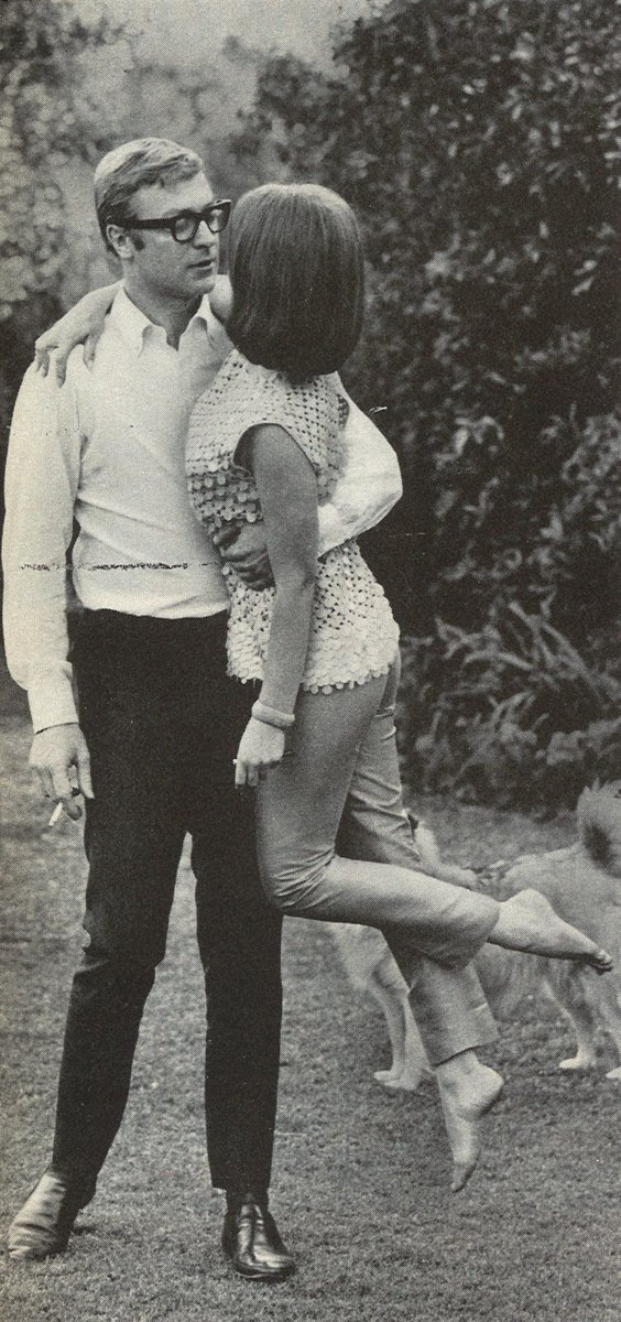 _Cinefilos_'s tweet photo. Michael Caine &amp; Natalie Wood https://t.co/7BOnPFIzGM