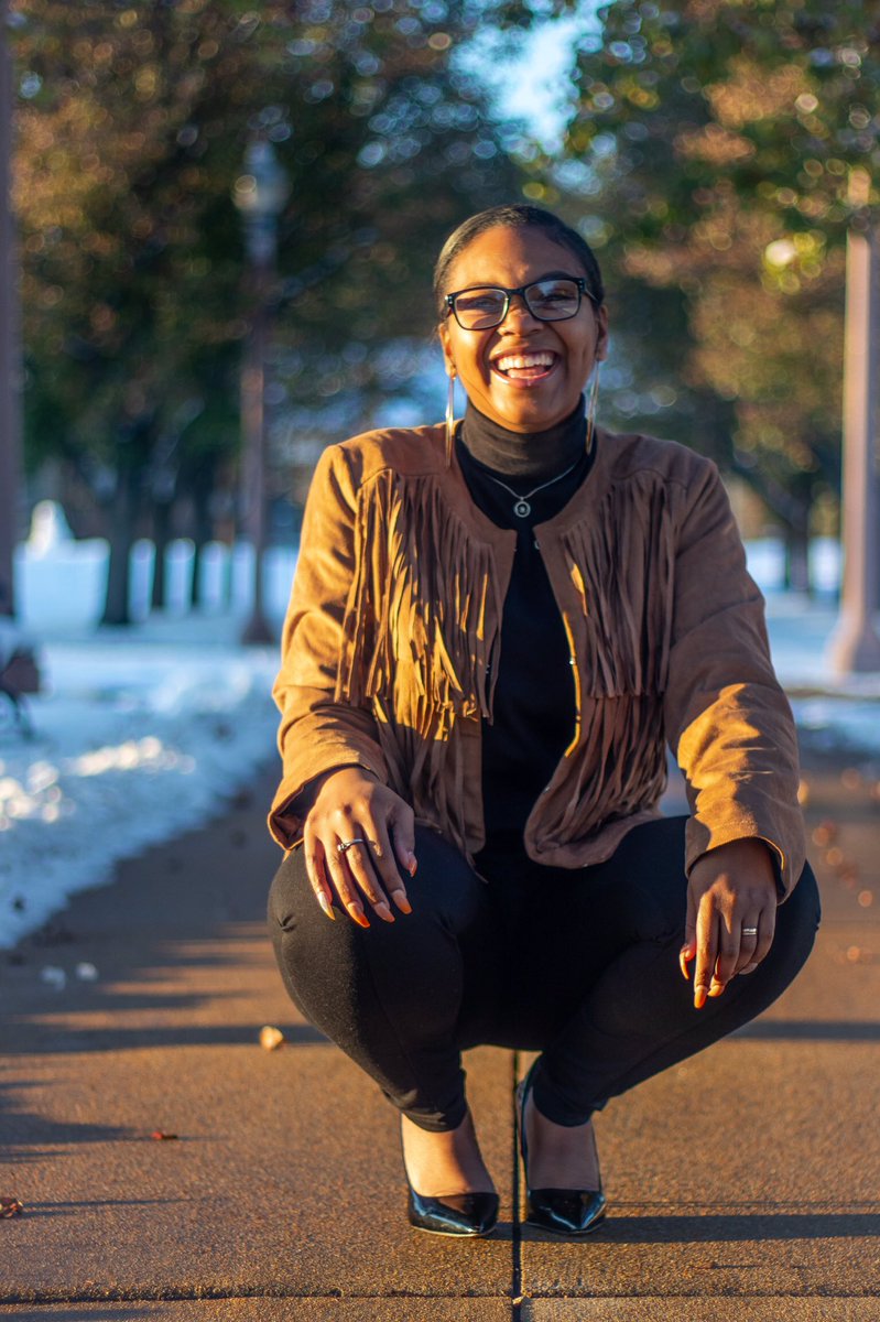 Mr_Morrow_'s tweet photo. Mix of Both Seasons! #SnowFall ! feat @og_rahja 🍂❄️
#CAMdid https://t.co/zyuyoCQ2vl
