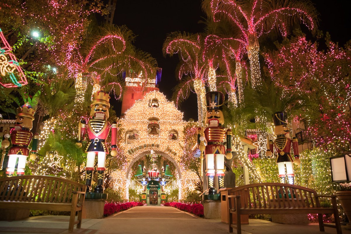 Kellys_Spa's tweet photo. Festival of Lights is upon us! Will you be joining us at the @missioninnhotel for the Switch-On Ceremony this Friday at 4:30 p.m.?! Enjoy live music, a fireworks show and of course, the beginning of Festival of Lights!! https://t.co/JLfabHl555