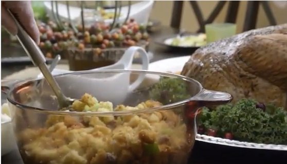 RothburyFarms's tweet photo. Happy Thanksgiving! Wishing everyone a day full of joy with family, friends, and good food! https://t.co/bkwgIdfXl7 https://t.co/u7w6GOX6bO