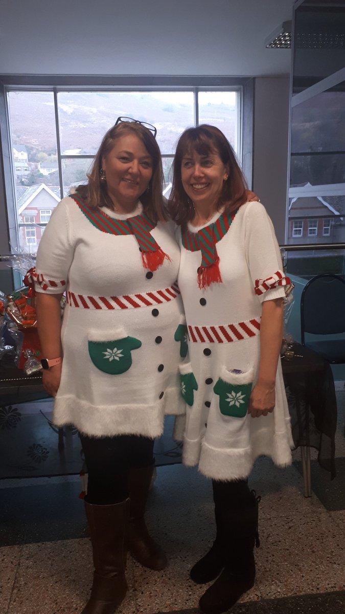 CareChildcare's tweet photo. @ColegyCymoedd A very successful Christmas Fayre at Rhondda Campus today. Lovely to see the campus bustling with excitement. Thanks to all the students that contributed to making the crafts and helped those that helped today.  Nadolig Llawen! https://t.co/KmGOnXTUk5