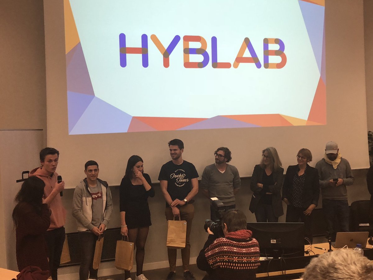 ouestmedialab's tweet image. 🏆 Et le projet vainqueur est ... LE FORUM POUR L'EMPLOI porté par @Angers_ALDEV ! Félicitations à tous les étudiants !