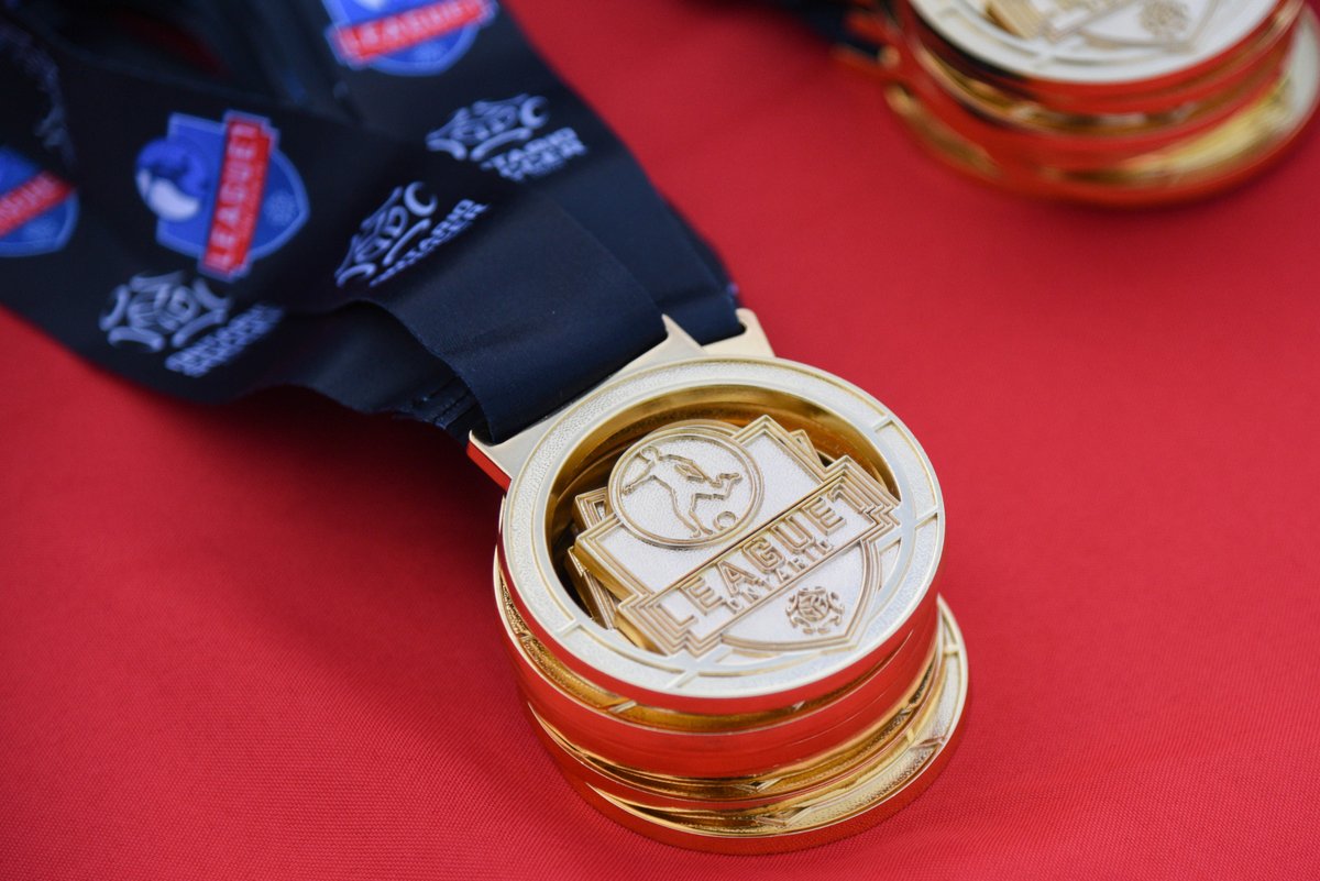OntarioPLSoccer's tweet photo. T-24 hrs until public poll closes on both 2018 League1 
Men's and Women's Golden Boot public polls.

Don't leave your favourite goalscorer watching from the bench as the final five goals are chosen.

Follow the link below to vote NOW!

https://t.co/Gh8GGo3tIW

#PickThatOut2018 https://t.co/fBYSYG33uY