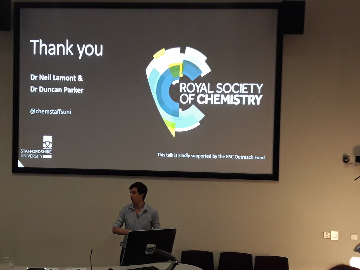 JSS_PhD's tweet photo. A fantastic lecture on some icey topics by @ChemStaffsUni team, Neil Lamont &amp; @theDuncanP for #nationalchemistryweek #scienceonice https://t.co/iPSrZ7apGK