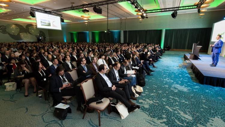 MediosTec21_Vva's tweet photo. #PPA #RE100
The companies signed a declaration at The #RESource2018 #event taking place from November 20-21

The RE-Source Platform is a European alliance of stakeholders representing #CleanEnergy buyers and suppliers

🚩https://t.co/1ScE7M64IT
@RE_Source_EU
@CDP
@theRE100
@WBCSD https://t.co/cBhzazeuPC