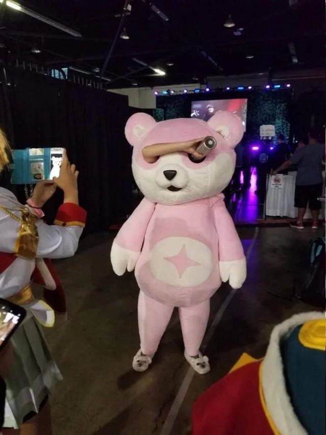 DsjKBWoXgAIluX4.jpg:large