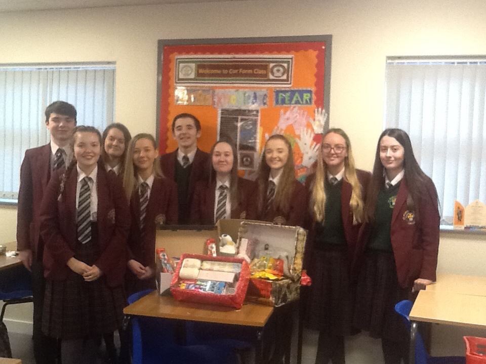 StRonans1's tweet photo. A huge thank you to everyone who contributed to our annual Shoe-Box Appeal 2018.  We had the record number of boxes donated from any one school, so well done to everyone who helped.  These gifts will put many smiles on many peoples’ faces this Christmas. https://t.co/hJBKZkRpDF