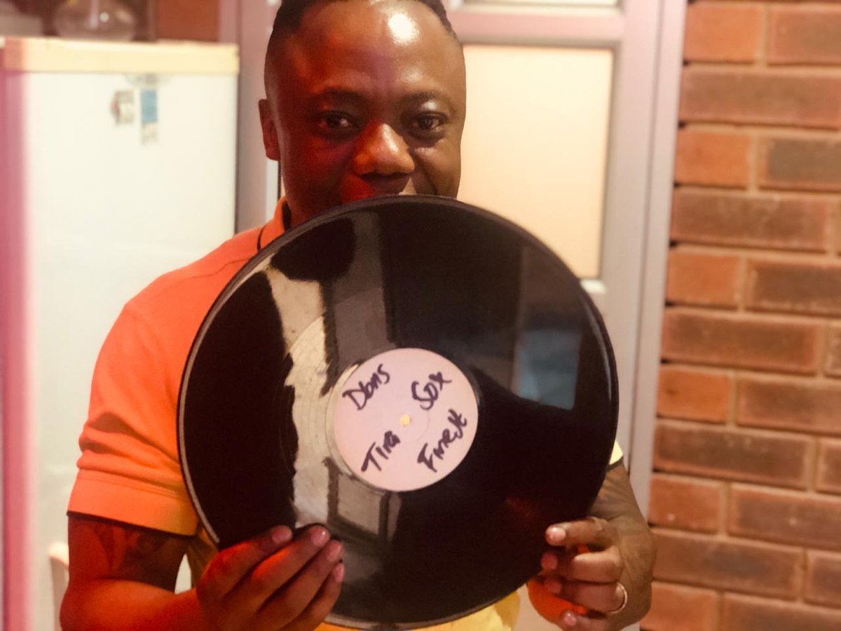 AfroTainmentSA's tweet photo. (TONIGHT) @DJTira aka Makoya Van Best #VinylOnlySet @WineWednesdaysD cc @Dogg_Dbn #HappyDays #FactDurbanRockSummerTour coming to your city ... For more info follow our socials @FactDbnRocks @AfroTainmentSA @nkanyezi_afro https://t.co/kgdBJUCclH