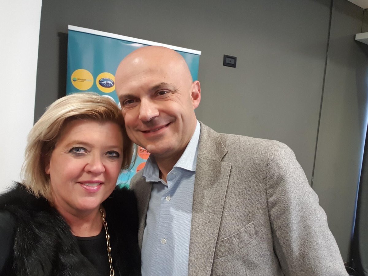 StudioCassinis's tweet photo. Oggi riunione @AcquaNetwork nella splendida location del Living Place Hotel #Bologna. Grazie a Marco Tornatore e Fabrizio Rampazzo per l'importante occasione di confronto e, tra gli altri, agli amici @FlavioMarelli e Mario Cacciapaglia per i costruttivi discorsi intrapresi! https://t.co/Jw7ZSNydxU