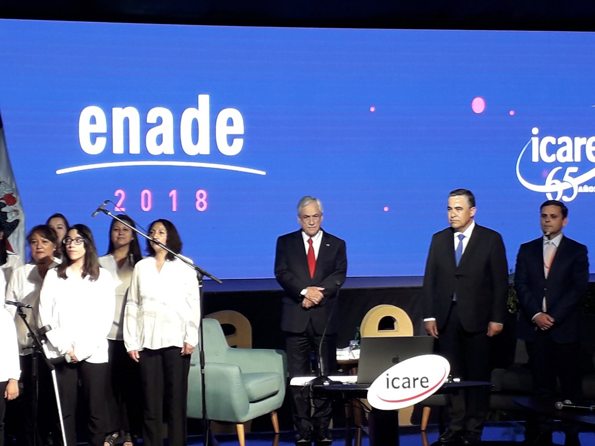 20182022Archivo's tweet photo. AHORA – El Pdte @sebastianpinera asiste a la sesión de clausura de #ENADE2018, organizado por @icare_chile https://t.co/iK6JAlFt6e