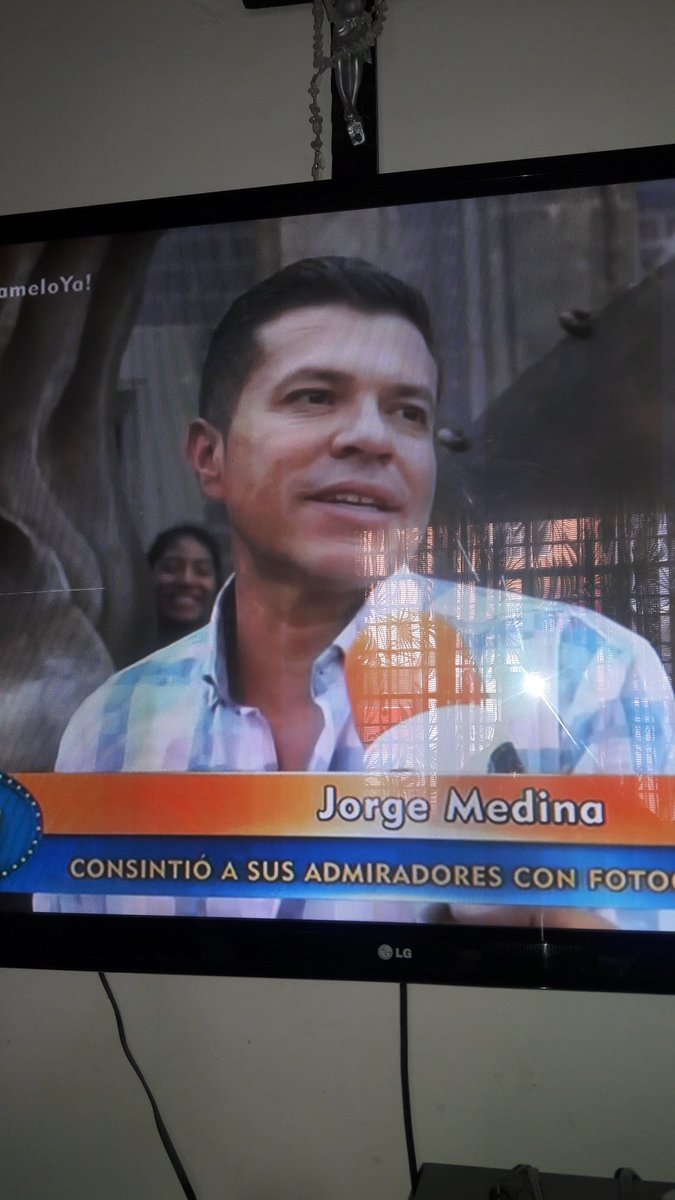 SandraRB82's tweet photo. Un gusto ver  a mi ❤ de melon @j_medina37  en tv 😍😍 https://t.co/uRK3uzYXpy