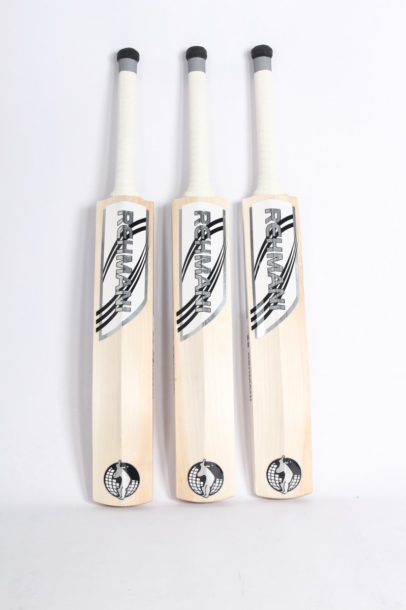 rehmanisports's tweet photo. Introducing to you our new Rehmani Sword Range for 2019, Stunning Gloss White stickers combined with Chrome and Black for a pure elegant finish. With our first quarter of 150 Bats already in stock come and chose your new weapon for 2019. #Players #Edtion #Sword 🗡🗡💥 https://t.co/ThXQGqdh8j