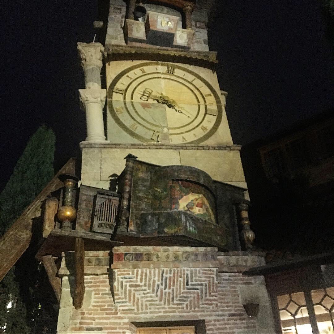 itsmrperf's tweet image. 😊 Geogian theater

#theatre #georgia #tbilisi #rezogabriadze #rezo