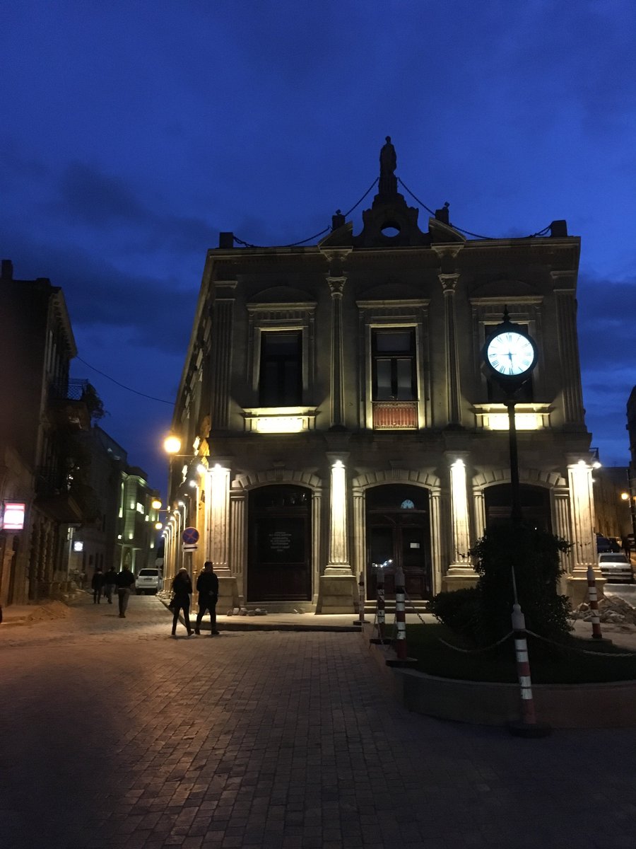 therecycledchef's tweet photo. Ominous looking sky in the beautiful old town Baku, Azerbaijan. https://t.co/DNKYj45Hr8