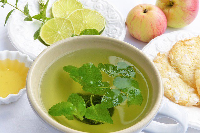 healthy_50's tweet photo. Do you need some brain boosting supplements? GREEN TEA is one! https://t.co/H9eKiEsuex https://t.co/4SaZ1MJ6Ck