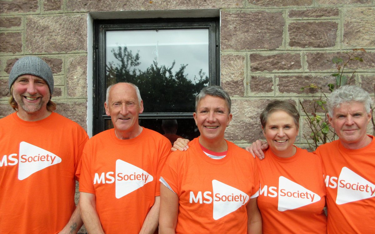 Next year I'm going to be rowing 50 miles across open sea in a 22ft skiff with 4 other unhinged people. We're doing this to raise funds for <a href="/mssocietyscot/">MS Society Scotland</a> Be nice if you could give us a follow <a href="/MinchRow/">Rowing The Minch For MS</a> Thanks 🧡