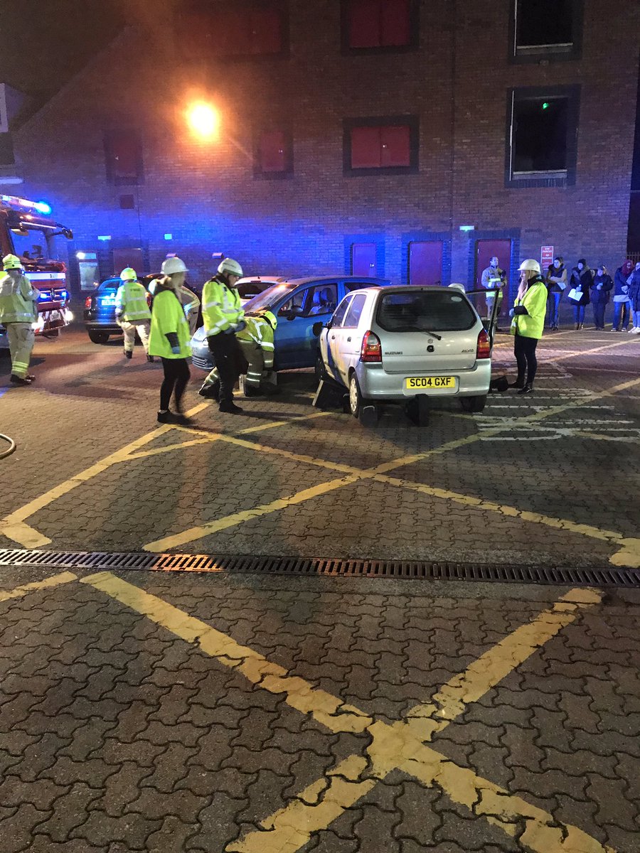 Trauma exercise <a href="/CwmTaf/">Rocco C. Brito</a> @USWCareSciences <a href="/WelshAmbulance/">Welsh Ambulance</a> <a href="/SWFireandRescue/">South Wales Fire and Rescue Service</a>