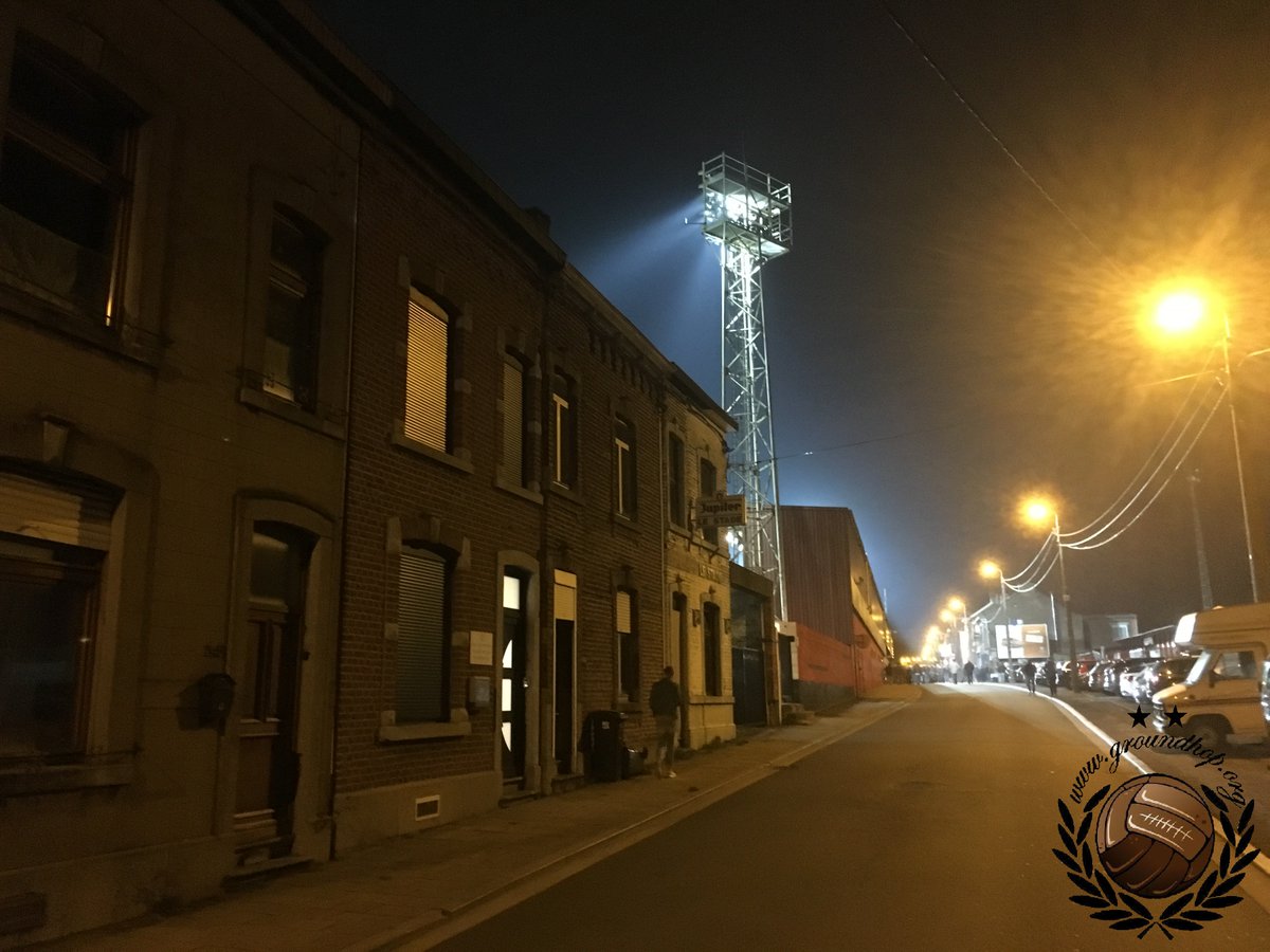Groundhop_org's tweet photo. 📅 27/10/18 - 20:00
⚽️ @RfcSeraing167 2-2 @rfcliege1892
📍 Stade du Pairay
👨👨👧👧 ± 3.000 toeschouwers
🏆 1e Klasse Amateurs
https://t.co/zmFCVmrNNP
#RfcSeraing #RfcLiege #ClubLuik #Derby #StadeDuPairay #groundhopping https://t.co/0Oa27Ov1Z9