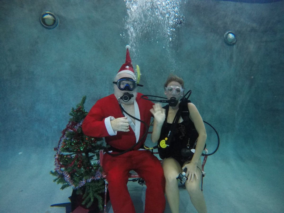 helloswfl's tweet photo. Dive in with Santa Claus!
Here are events and activities going on around #SWFL this weekend:
https://t.co/tZsVSryHpx https://t.co/VLCRvYQclk
