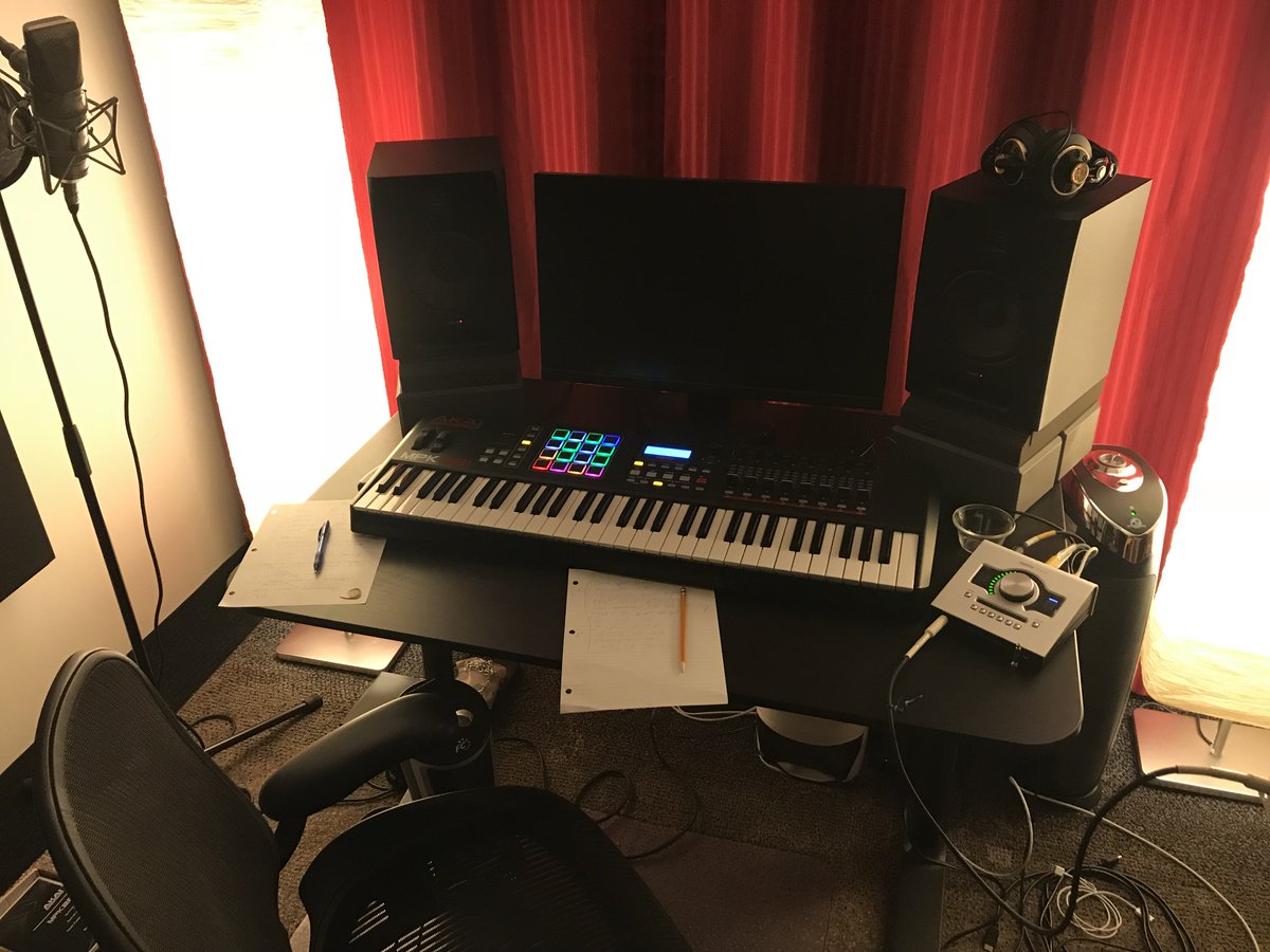 standrewsworld's tweet photo. My office today🙏🎶 Very happy to be working in my home studio, currently writing some juicy new material for you✨💥🔥⚡️#love #happy #instagood #picoftheday #popmusic https://t.co/8UiUgjCnl3