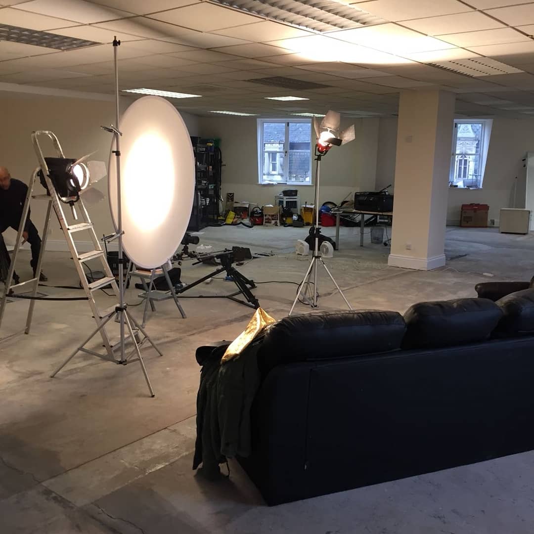 TootboxM's tweet photo. The Tootbox Media office is currently undergoing a makeover to entertain our viewers with new content! We can't wait to share our plans with you, just wait on it!
#tootboxmeadia #media #photography #videography #creativecontent #newcontent #setcomingsoon #tellafriendtotellafriend https://t.co/ggdfgE0Djt