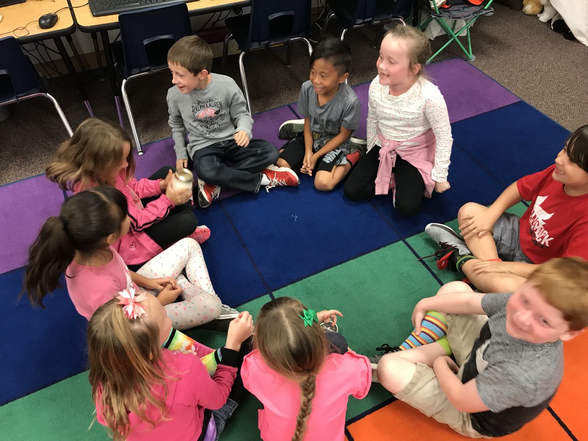 Hancock_Heat's tweet image. First graders in Ms. Hartwig&apos;s class churned butter for part of their Pilgrim Day!  #funinfirst #thankfulforlearning #shakeitup #ThanksgivingWeek @ChandlerUnified