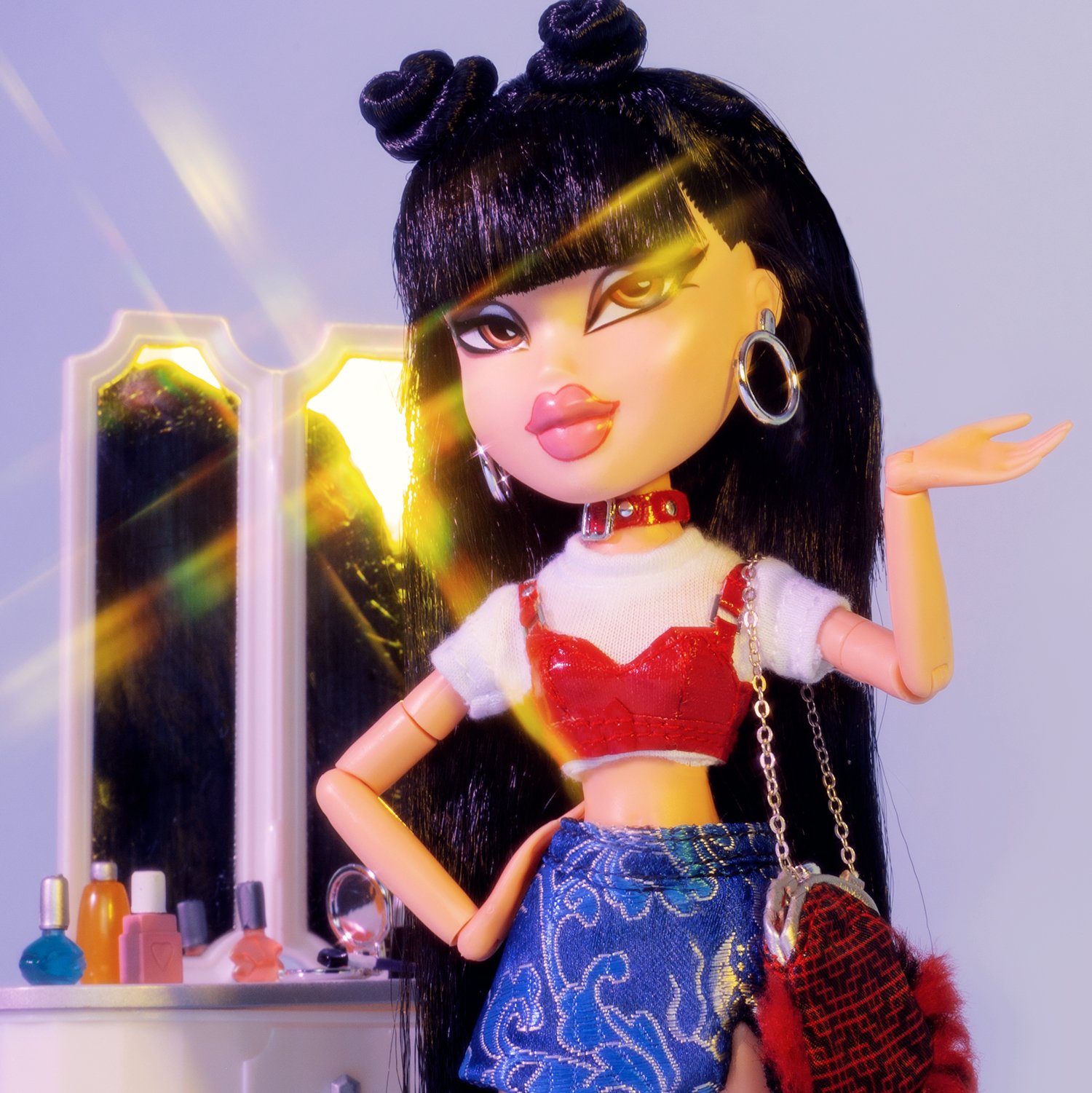 Bratz on X One last look in the mirror before Jade hits the mall Good news for fans who have preordered their BratzCollector dolls through https t JhS5tzdIe0 presale has ended early and
