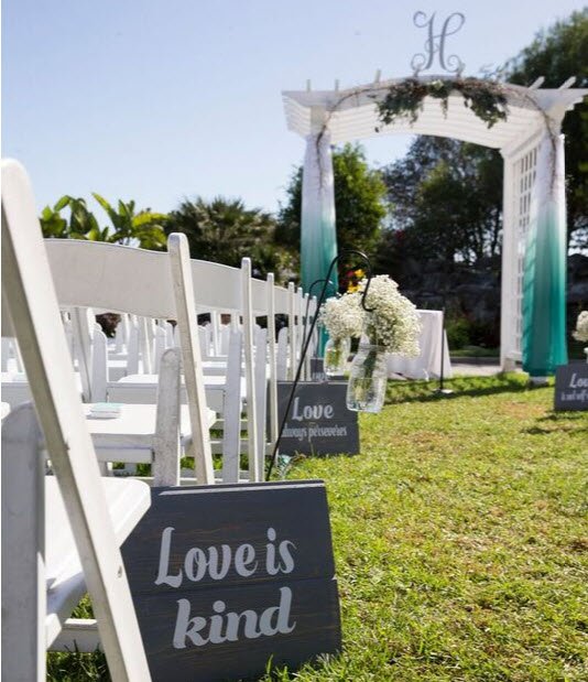 Love is Kind on our #weddingwednesday - A ceremony at Skylinks Golf Course 

#longbeachweddingvenue #weddingsarewhatwedo #weddings #weddingvenues #skylinksgolfcourse