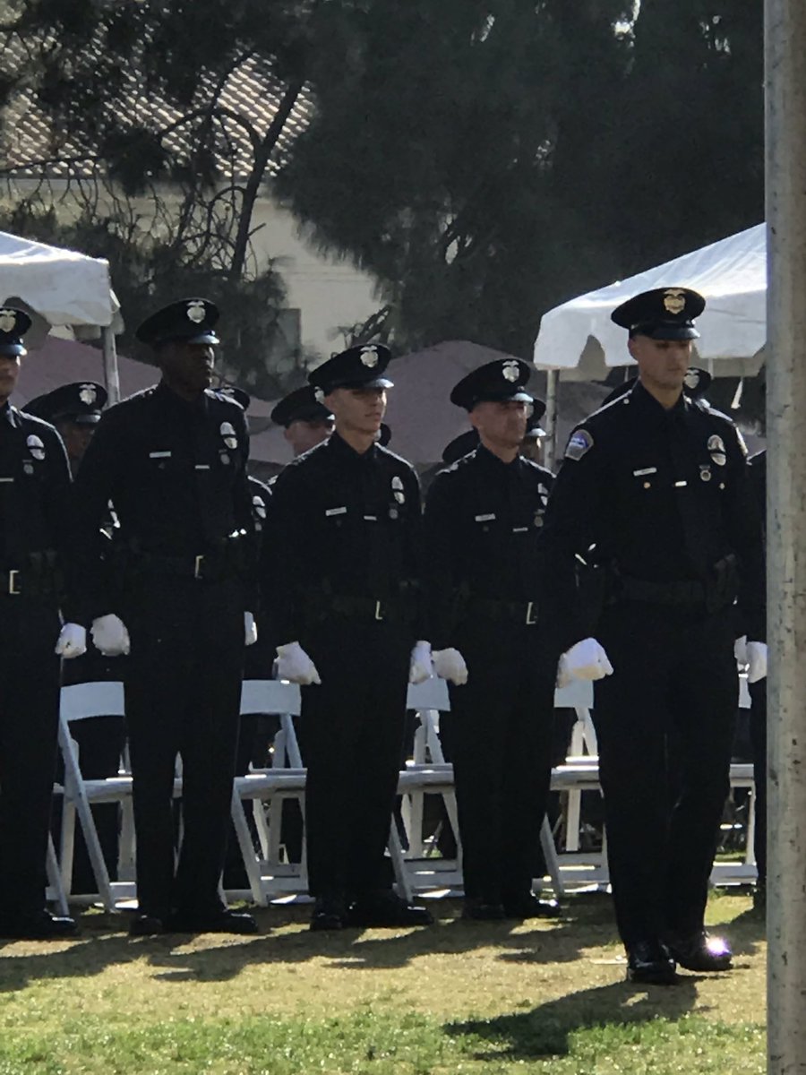 It is with great pleasure that Harbor Div welcomes its newest members, Ofcrs Mahmood, Hernandez &amp; Lam.  Just graduated from the academy today, they are ready to hit the ground running to serve their communities with heart, purpose and compassion. Welcome to the #LAPD family. 💙👮‍♀️