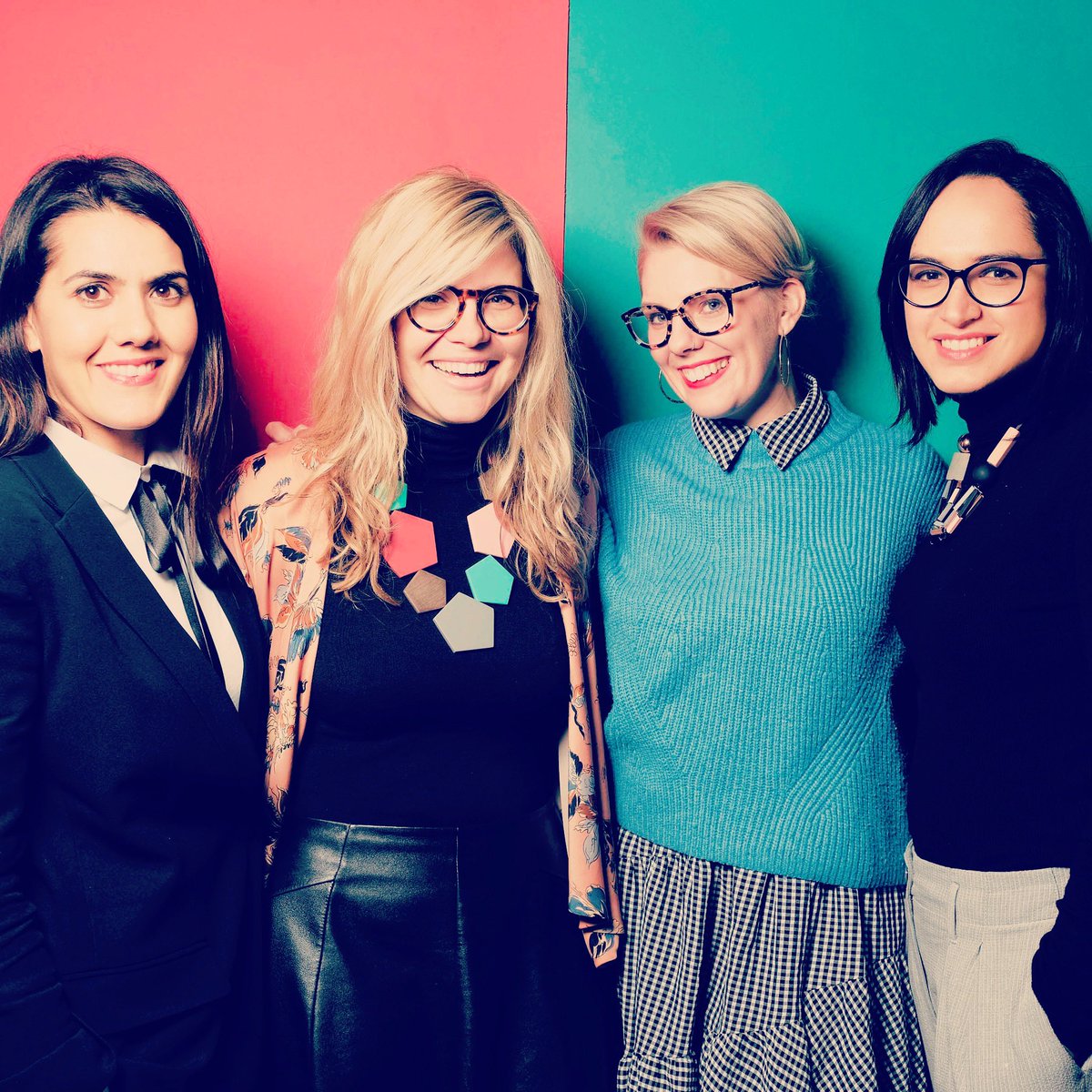 Emmabarnett's tweet image. Warning-unpopular views aplenty on Nov edition of Late Night @bbcwomanshour -sexist women, groupthink,overconfidence &amp;amp; finger puppets.Oh &amp;amp; @farrahstorr having no mates.Big 🖐 to her, @ranarahimpour @emmagannon for unflinching honesty.1st part of our chat just dropped on pod #lnwh